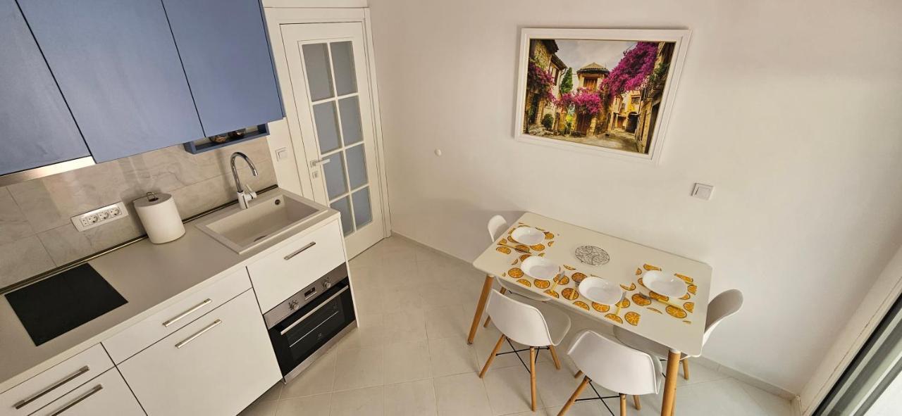 Sea View Apartment Aria Petrovac Luaran gambar